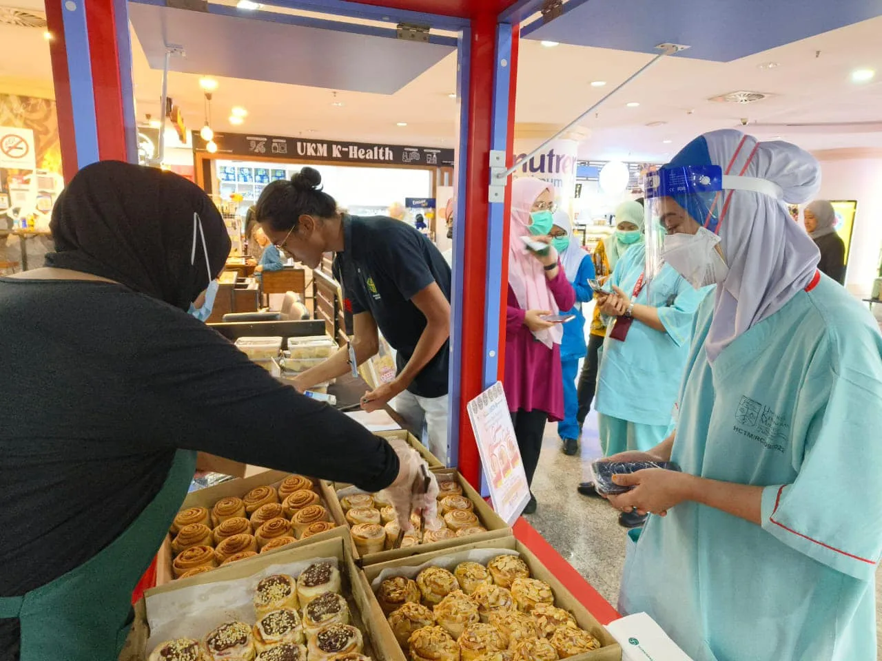 Cinnamon Roll Booth At Chancellor Tuanku Mukhriz Hospital